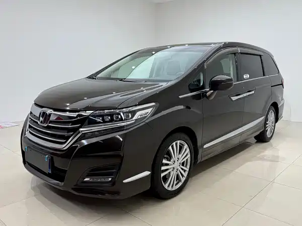 Honda Elysion 2016