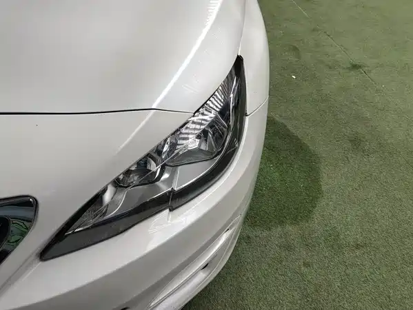 Peugeot 408 2016
