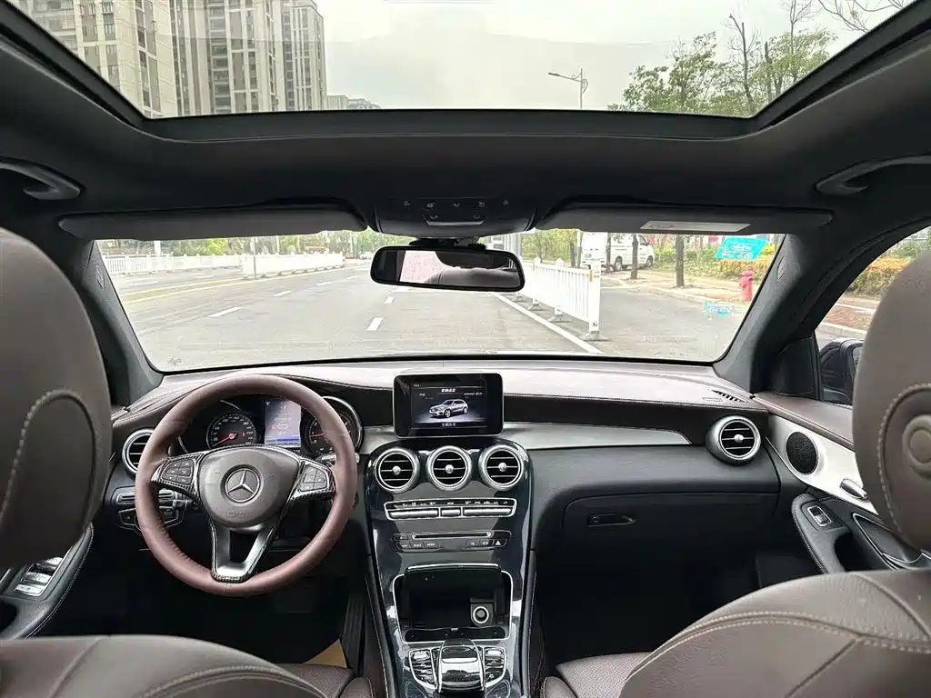 Mercedes-Benz GLC 2016