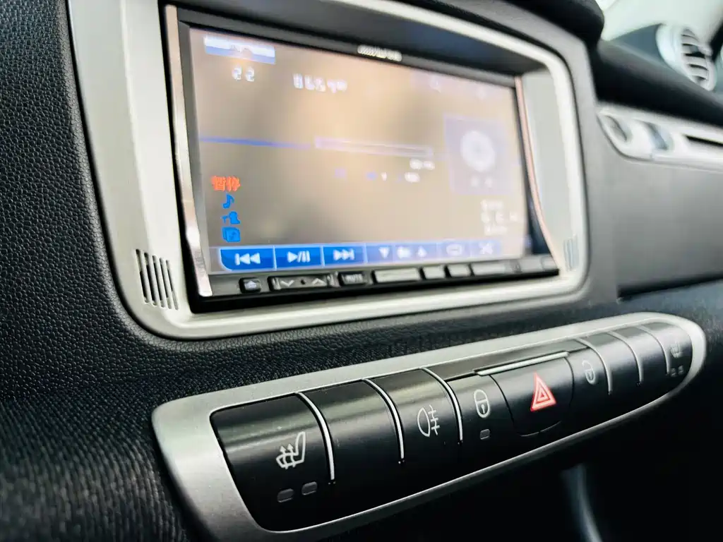 smart Fortwo 2014 — фото 13