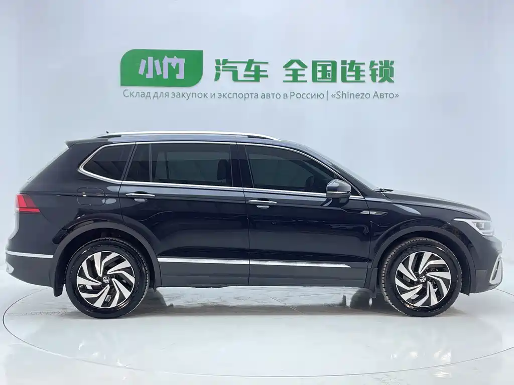 Volkswagen Tiguan L 2023 — фото 4