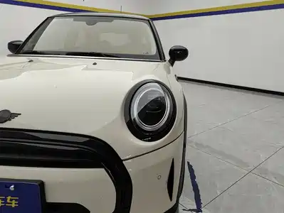 MINI MINI 2022