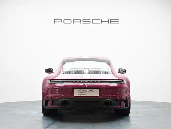 Porsche 911 2023