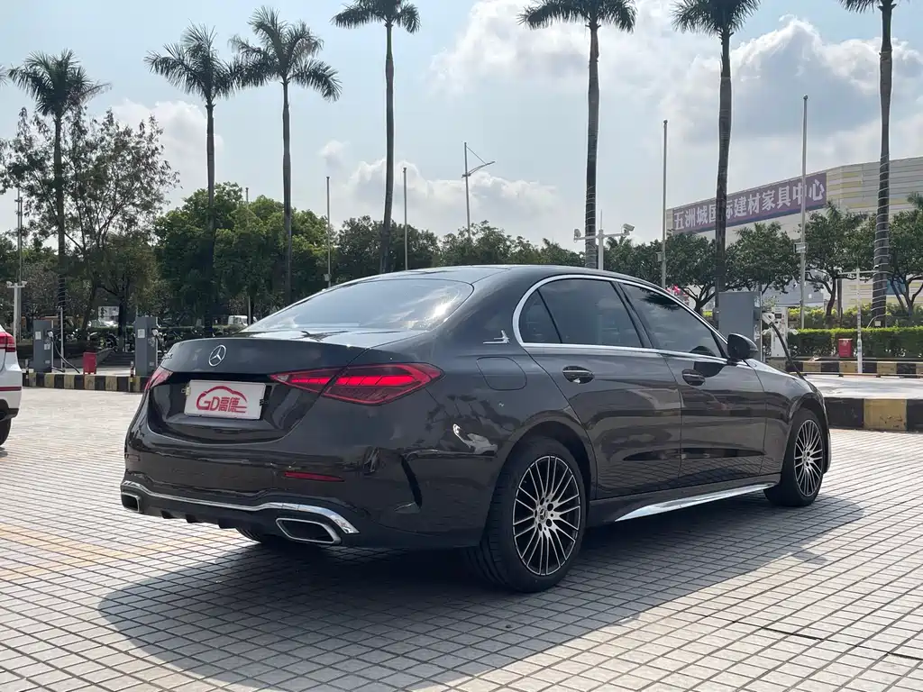 Mercedes-Benz C-Class 2023 — фото 10