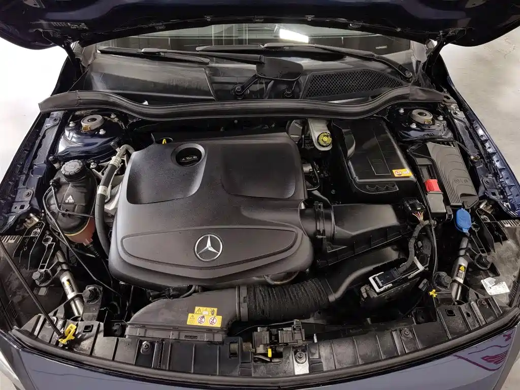 Mercedes-Benz GLA 2015 — фото 6