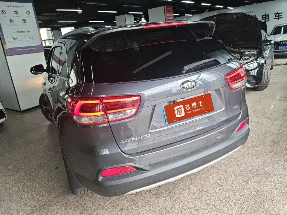 Kia Sorento 2016 — фото 12