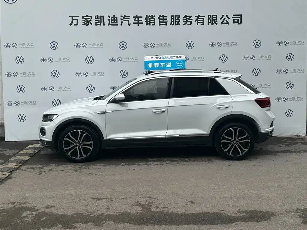 Volkswagen T-Roc 2021 — фото 4