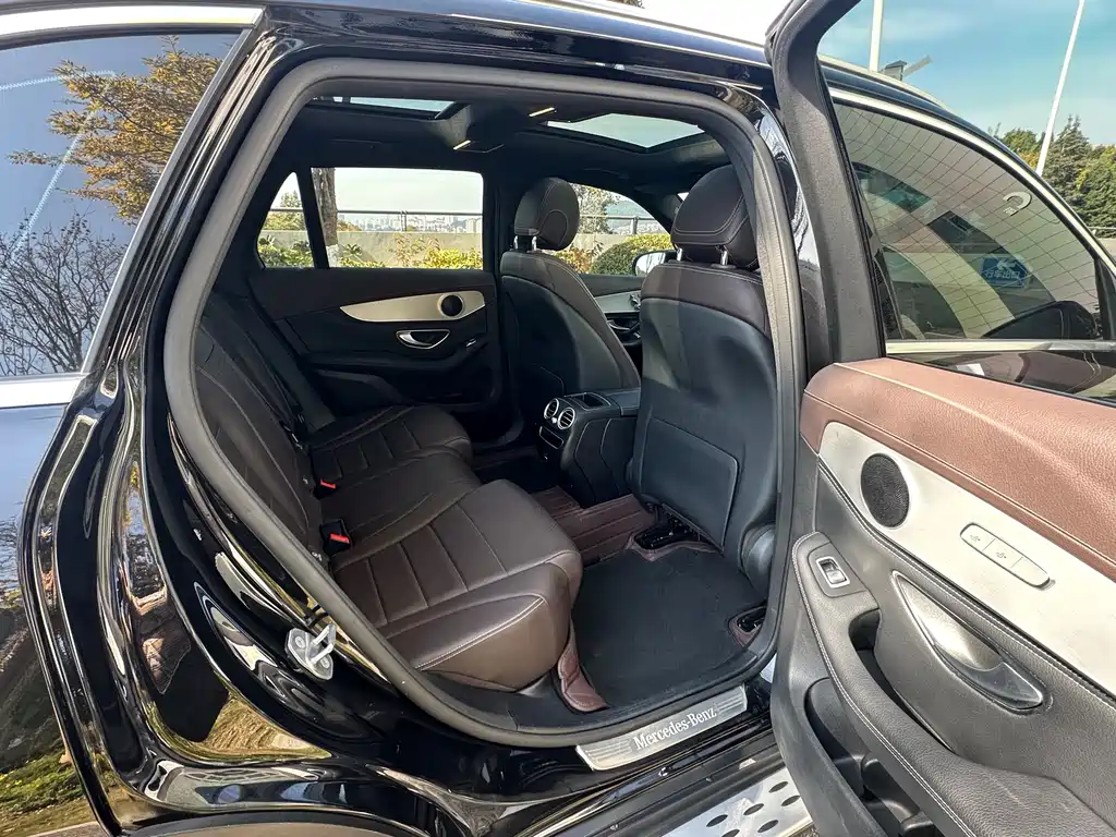 Mercedes-Benz GLC 2020 — фото 11
