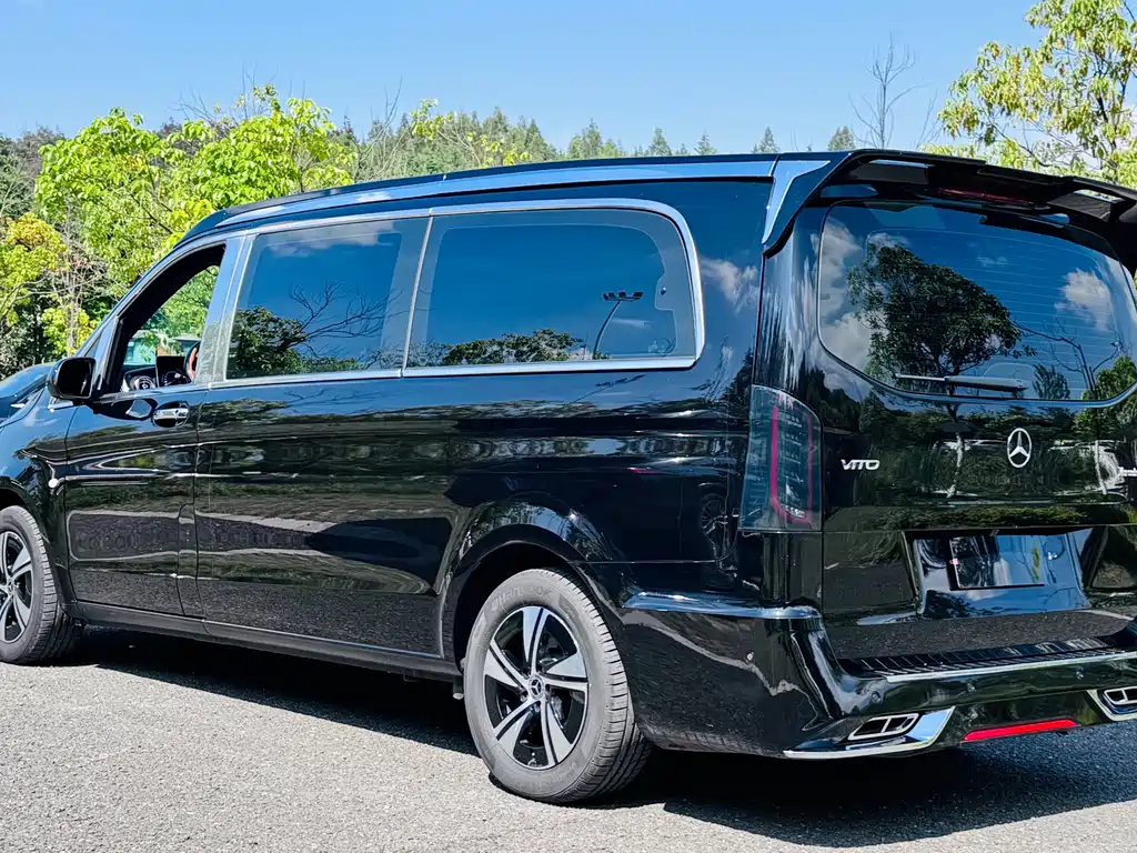 Mercedes-Benz Vito 2026 — фото 8