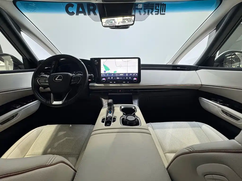 Lexus LM 2024 — фото 15