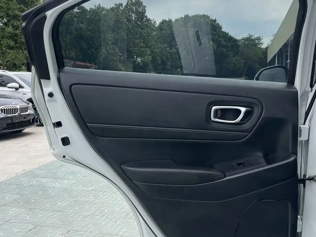 Honda Vezel 2023 — фото 19