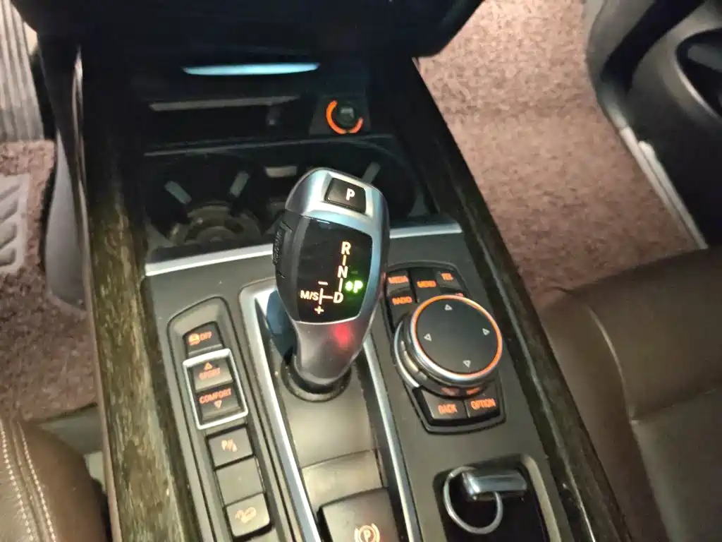BMW X5 2015 — фото 15