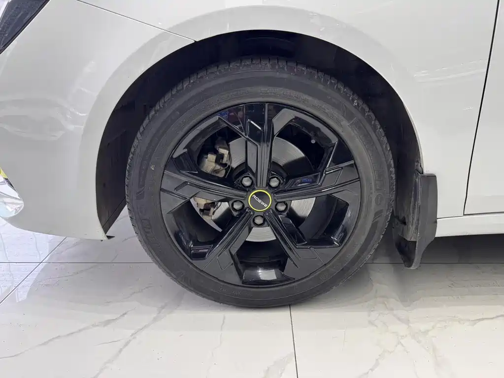 Roewe i6 MAX 2021 — фото 28