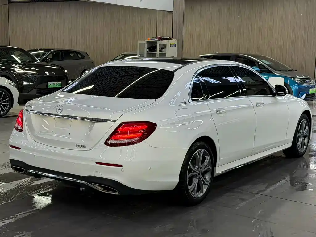Mercedes-Benz E-Class 2020 — фото 6
