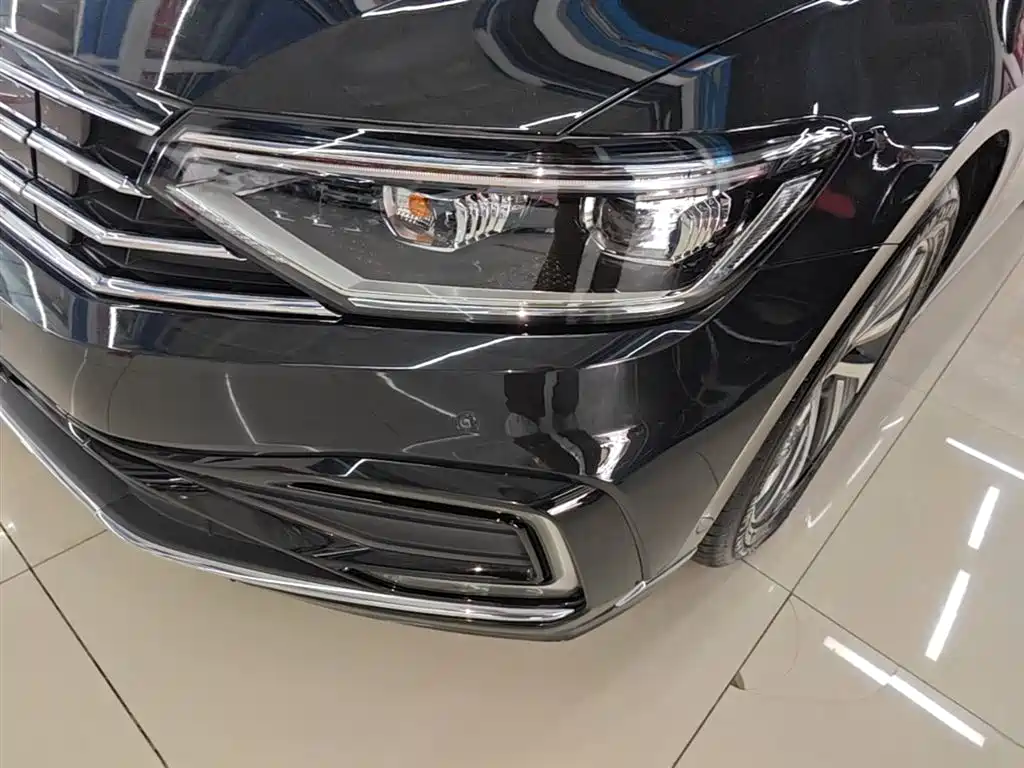 Volkswagen Magotan GTE PHEV 2023 — фото 24
