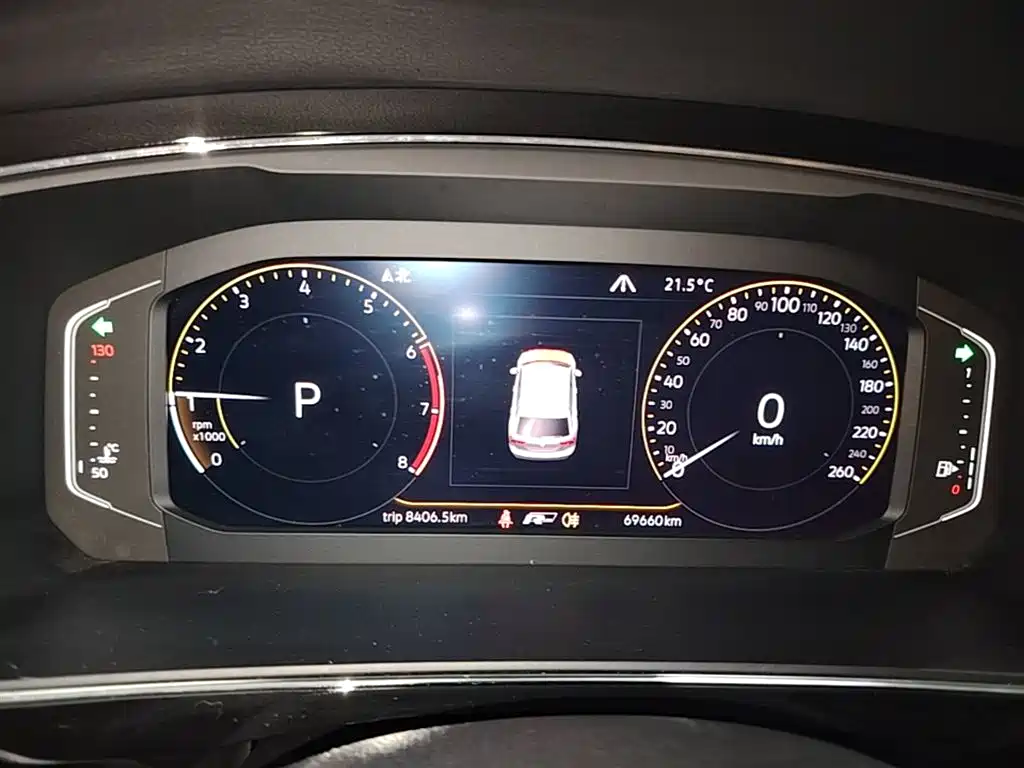 Volkswagen Tiguan L 2020 — фото 12