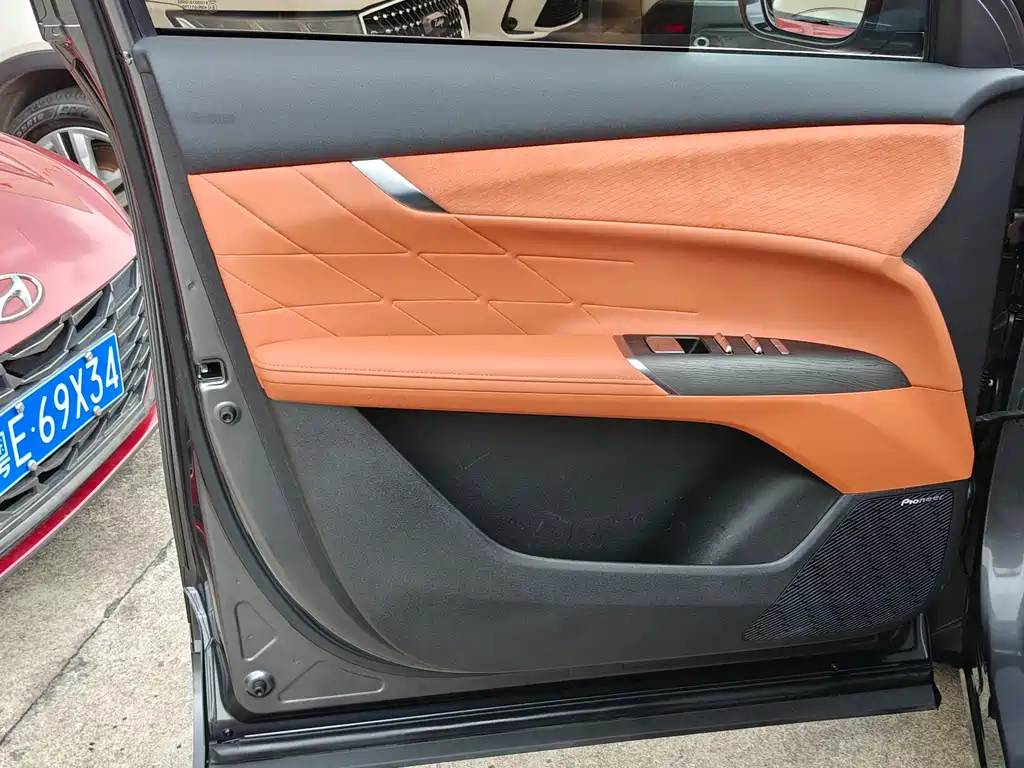 Changan CS75 PLUS 2025 — фото 10