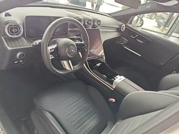 Mercedes-Benz C-Class 2023