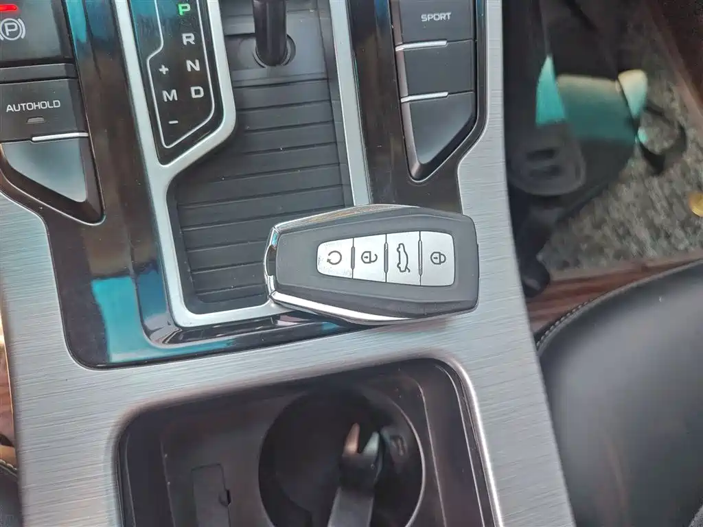 Geely Emgrand GS 2020 — фото 17