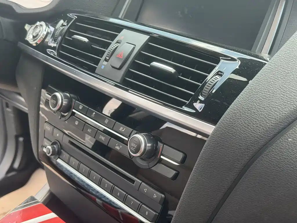 BMW X4 2015 — фото 31