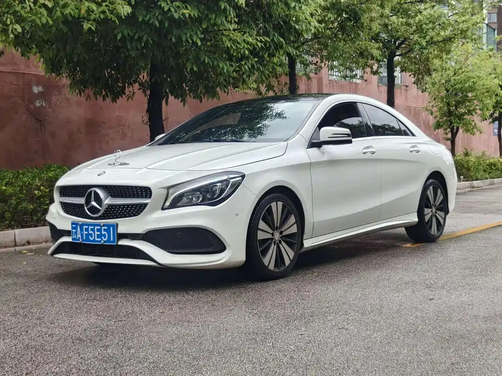 Mercedes-Benz CLA 2016