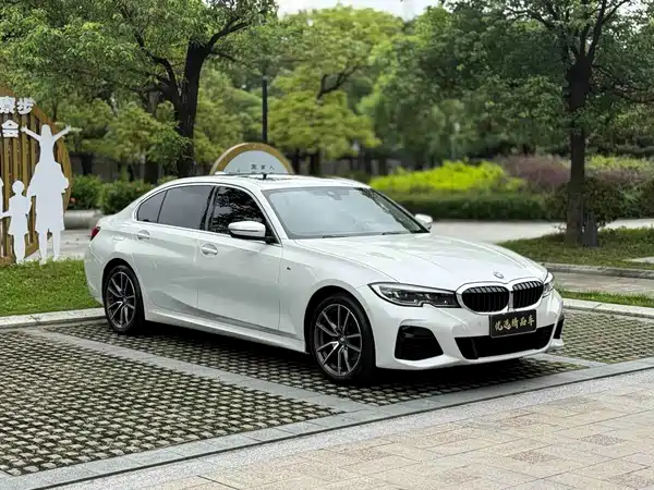 BMW 3 Series 2021