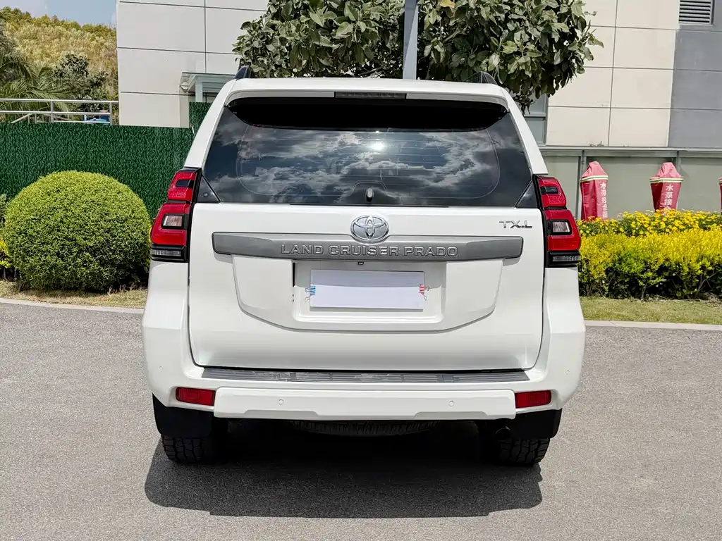Toyota Prado 2018 — фото 17
