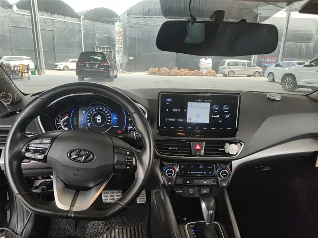 Hyundai Fista 2019 — фото 10