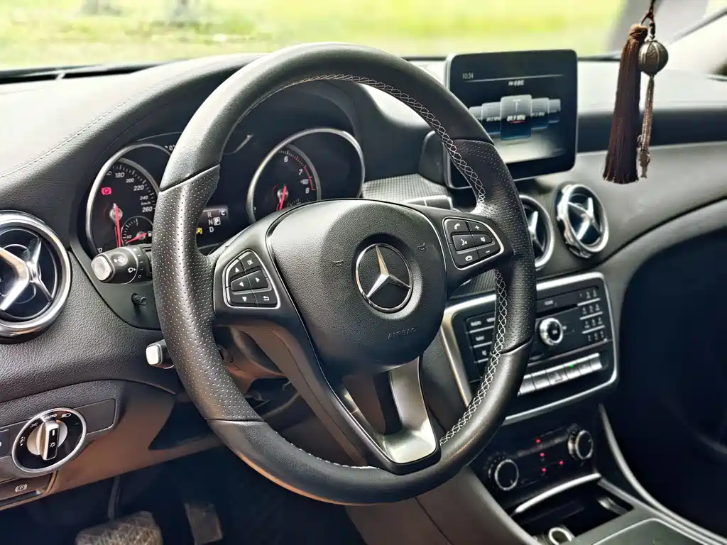 Mercedes-Benz GLA 2018 — фото 7
