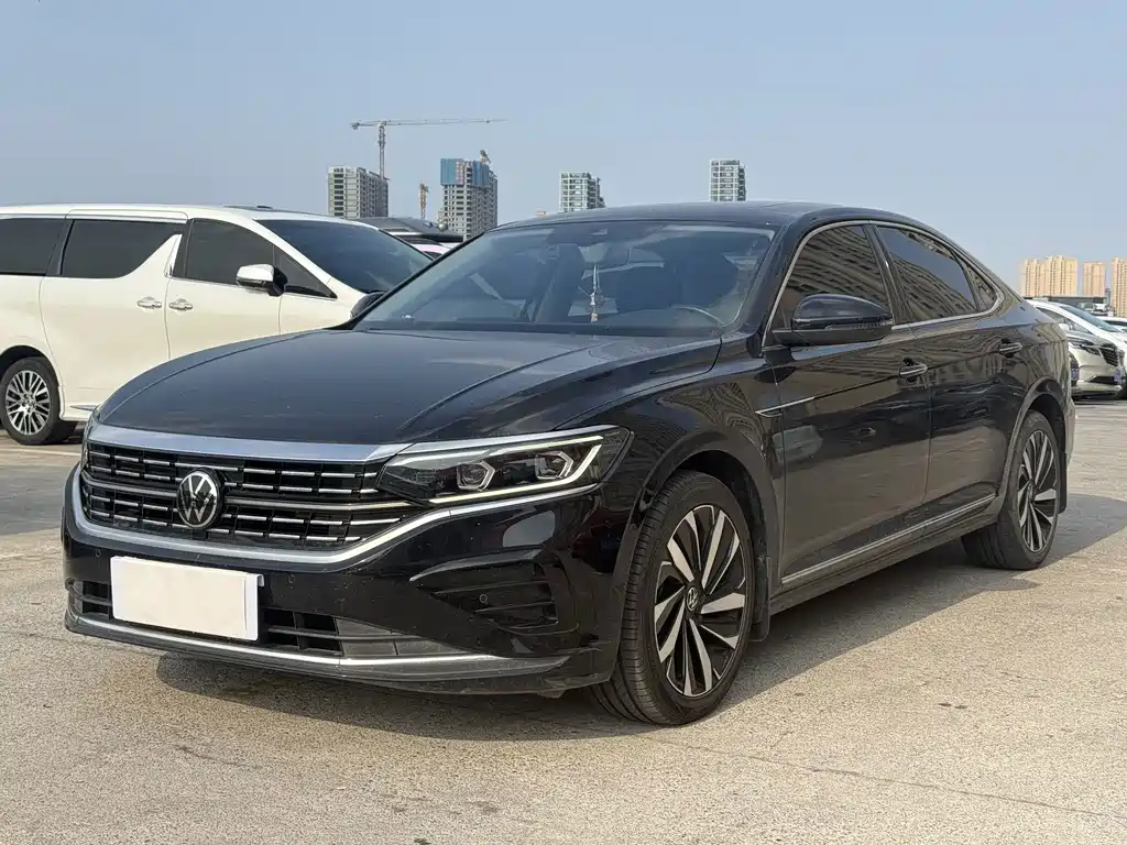 Volkswagen Passat 2021