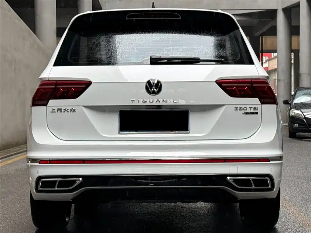 Volkswagen Tiguan L 2023 — фото 4