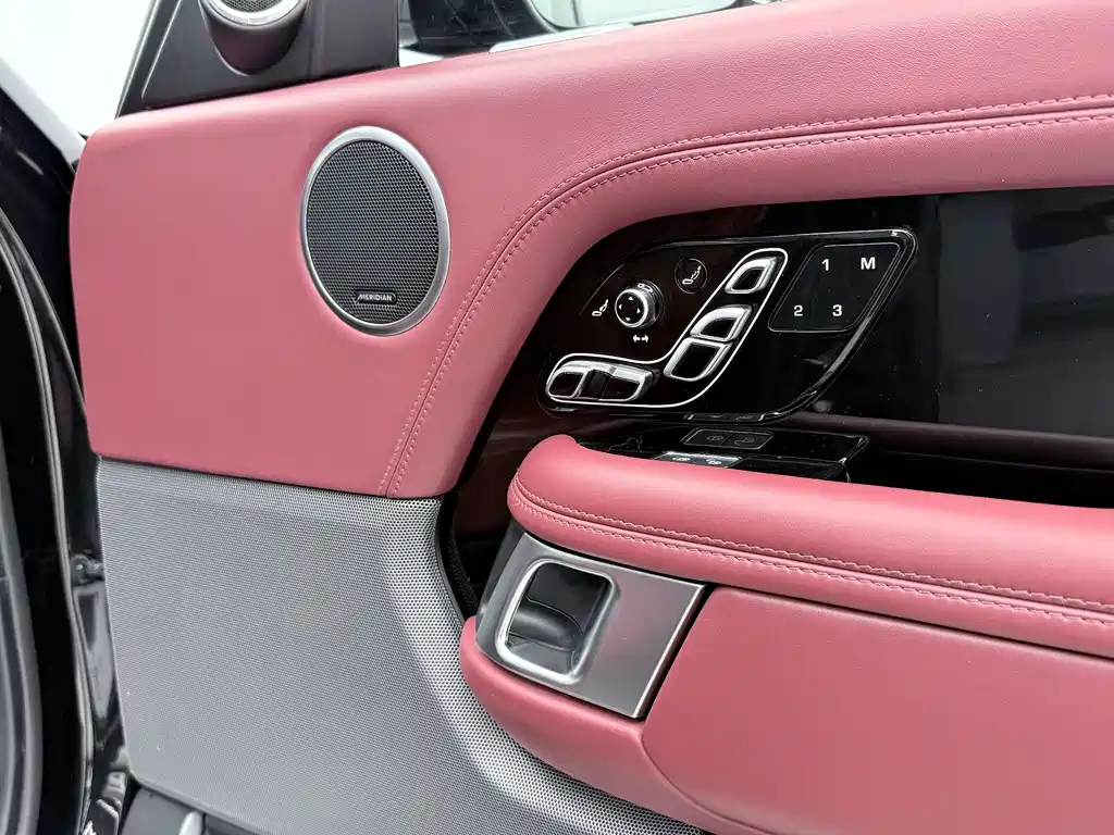 Land Rover Range Rover 2022 — фото 14