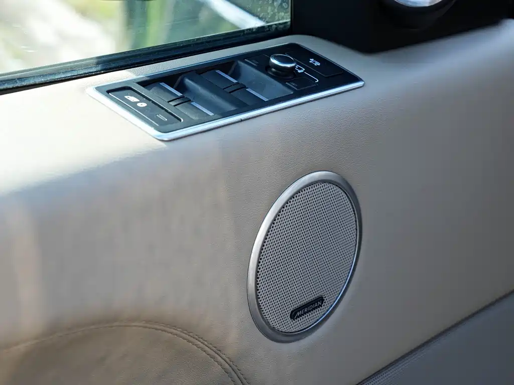 Land Rover Range Rover 2017 — фото 13