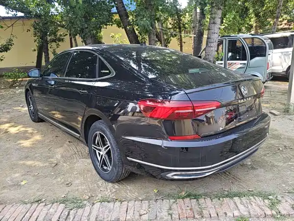 Volkswagen Passat 2021