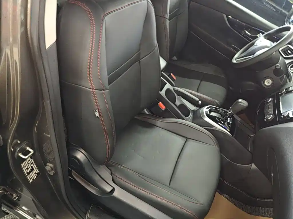 Nissan Qashqai 2018 — фото 25