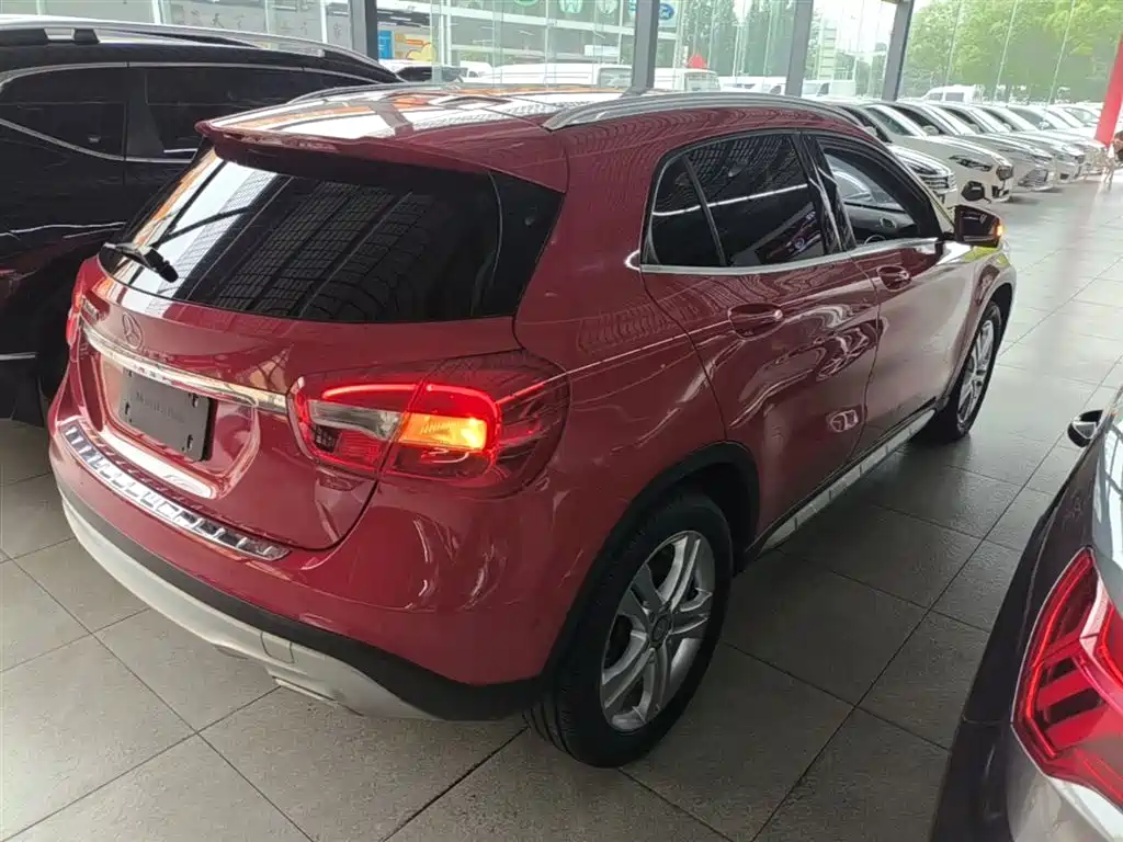 Mercedes-Benz GLA 2016 — фото 7