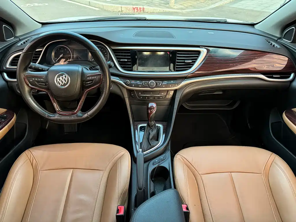 Buick Excelle 2018 — фото 5