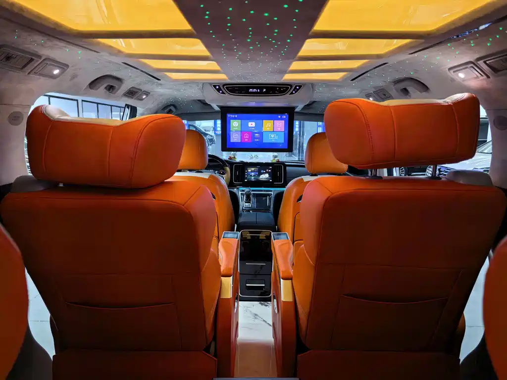 GAC Motor Trumpchi M8 2022 — фото 14