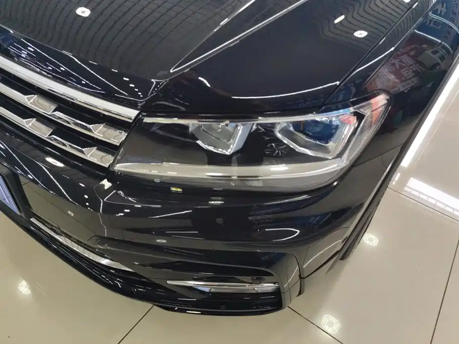 Volkswagen Tiguan L 2021