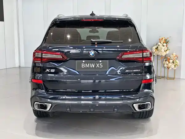 BMW X5 2023