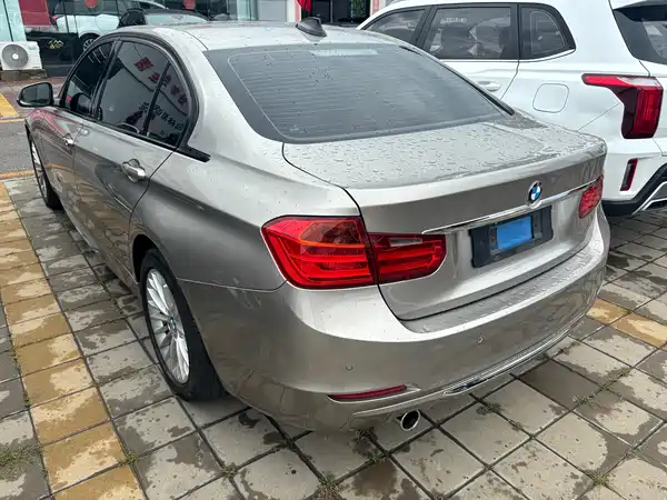 BMW 3 Series 2012