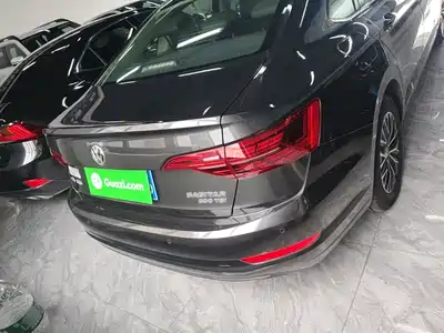 Volkswagen Sagitar 2019