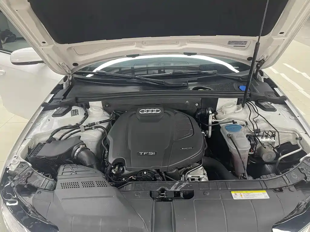 Audi A4L 2015 — фото 15