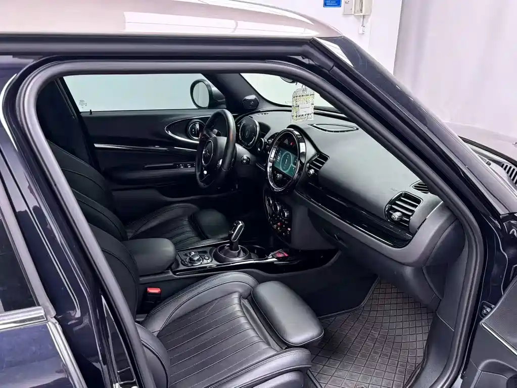 MINI Clubman 2023