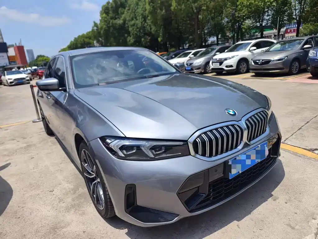 BMW 3 Series 2022