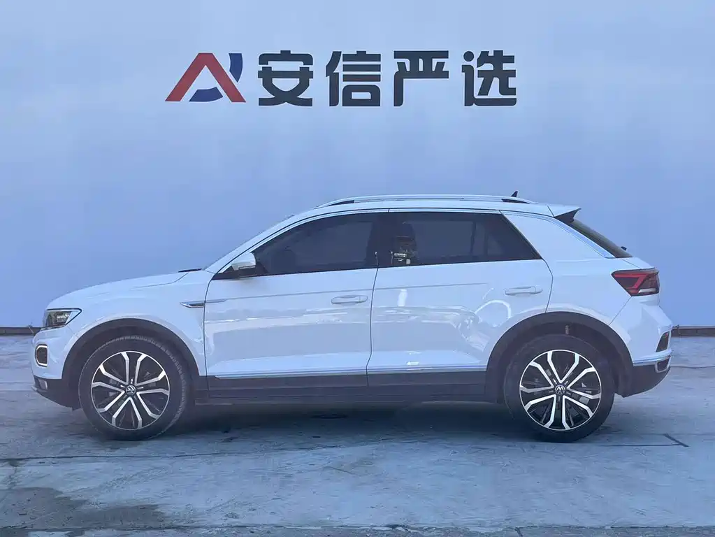 Volkswagen T-Roc 2022 — фото 9