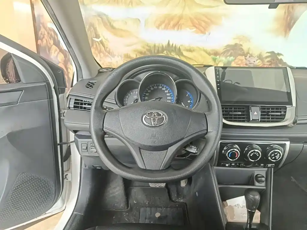 Toyota Vios 2018 — фото 11
