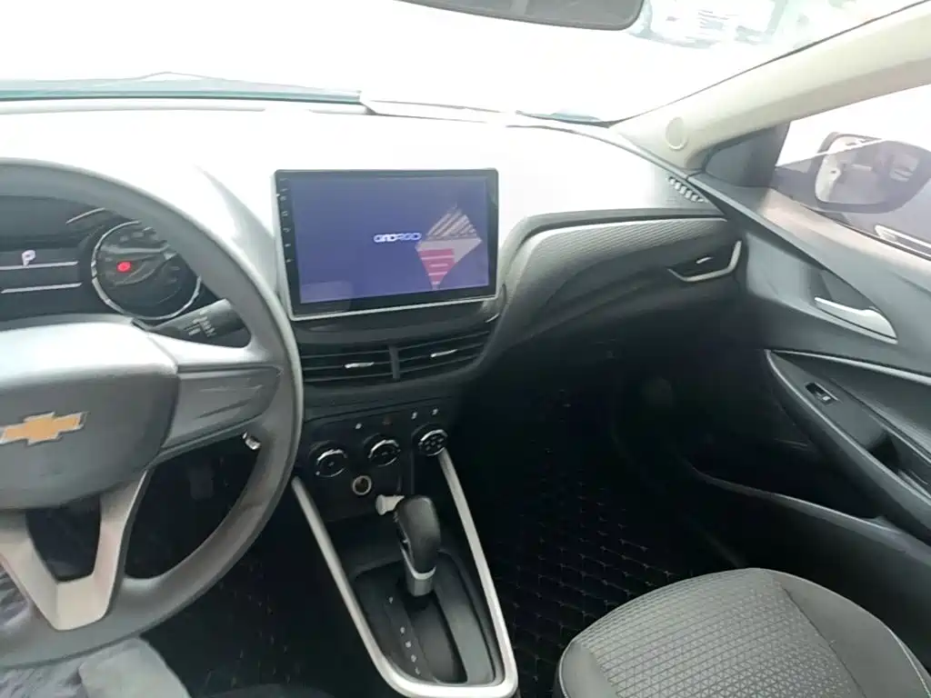 Chevrolet Cavalier 2020 — фото 10