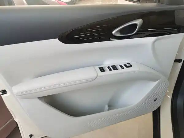 Geely Galaxy Starwish 2025