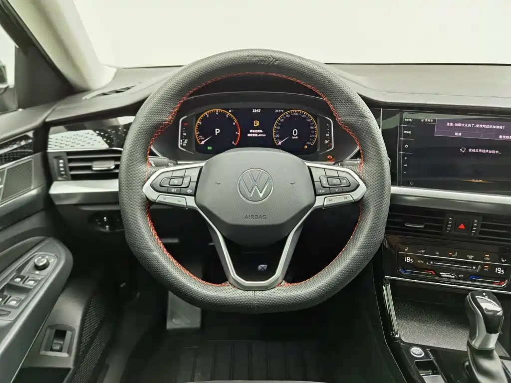 Volkswagen Passat 2021 — фото 11